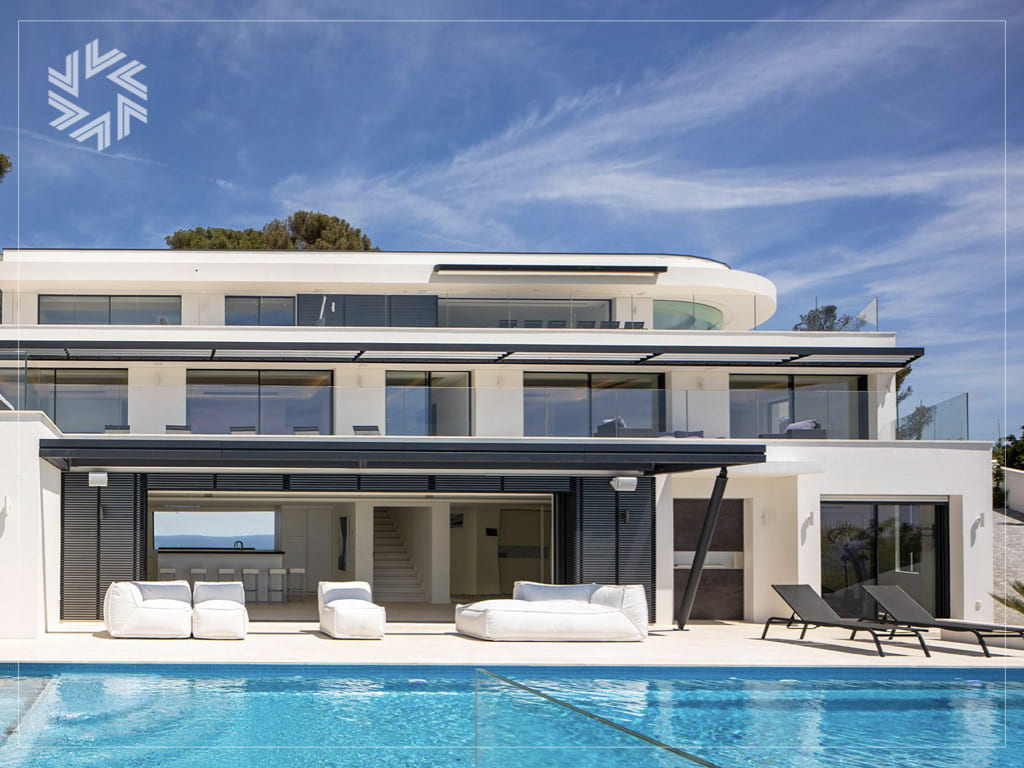 Location d’une villa avec piscine sur la Côte d’Azur